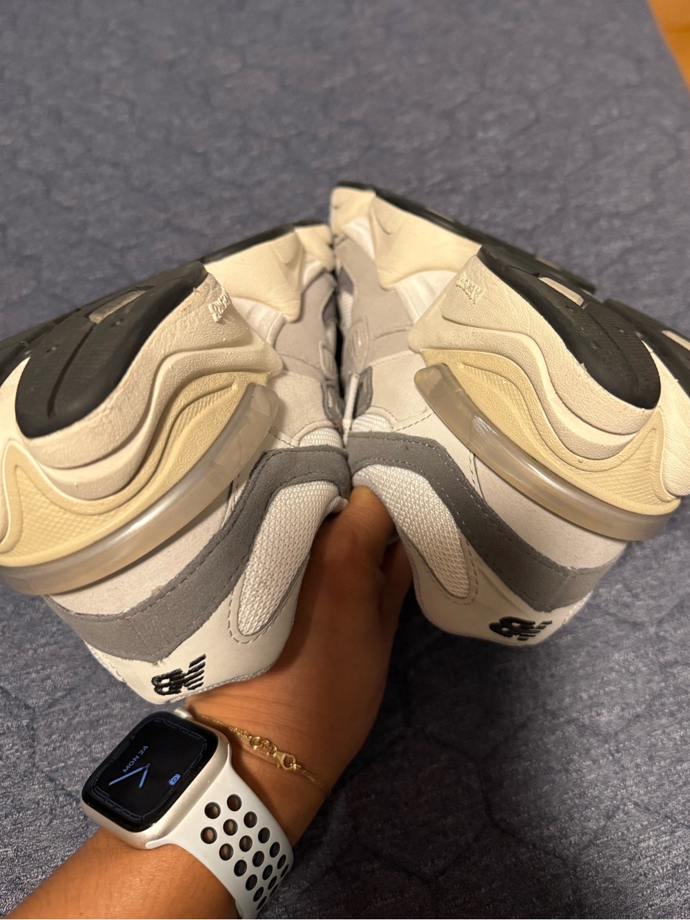 Big kids 6.5 new balance 9060 - Picture 3 of 7